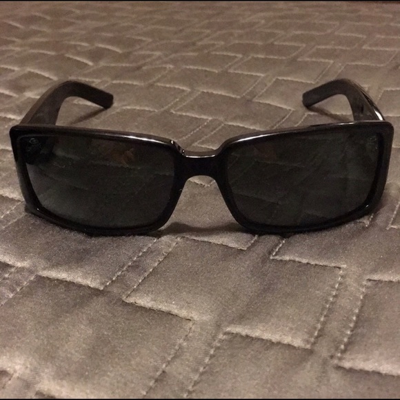 Gucci shade with case - Picture 3 of 6